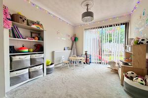 Sitting Room- click for photo gallery